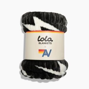 Aviator Nation X Lola Blanket - Black - Large - NWT unopened